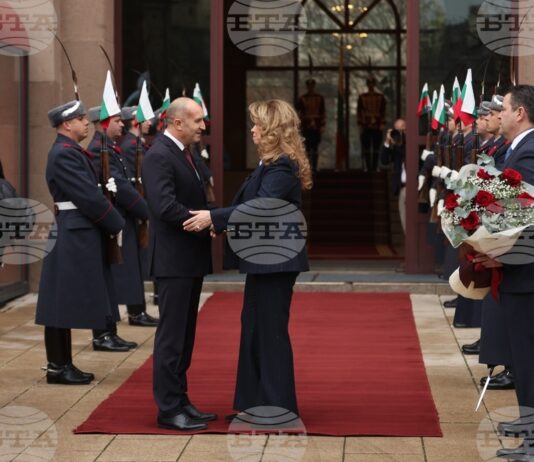 Абдикиралият от поста си Румен Радев напусна президентството