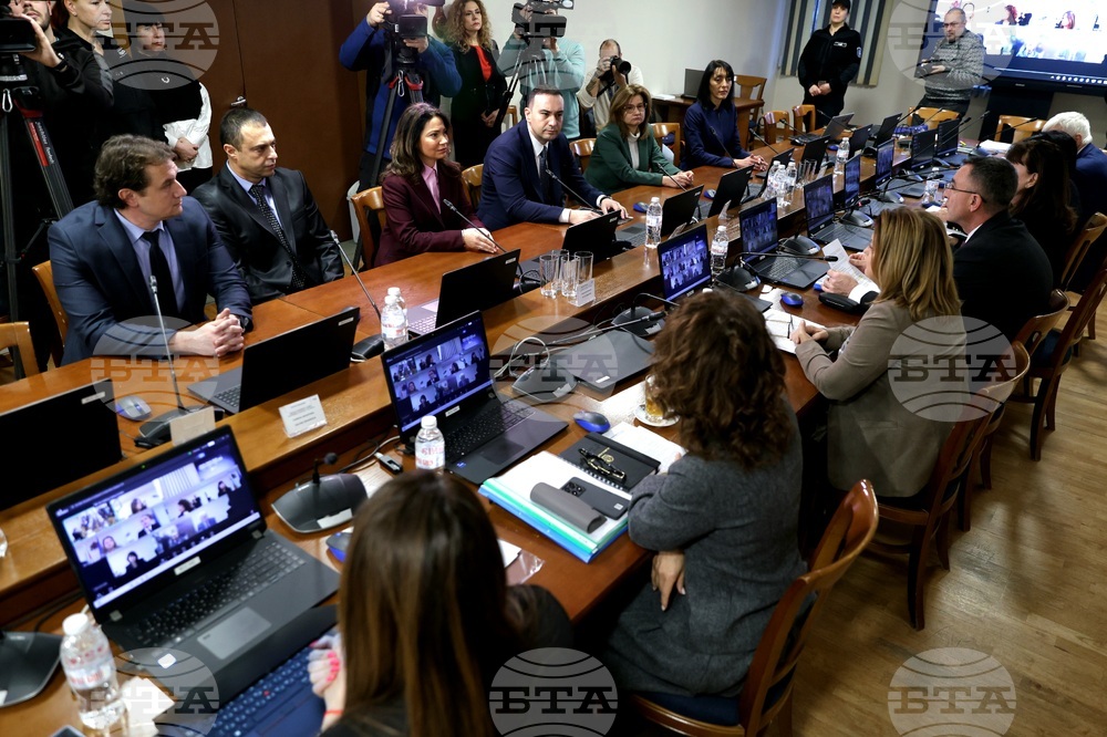 С изслушването на шестима кандидати приключи вторият етап от процедурата