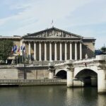 Долната камара на френския парламент забрани социалните мрежи за деца до 15 г.