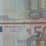 Задържаха мъж с фалшиво евро