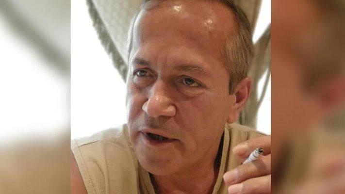 На 75 години почина журналистът Николай Стефанов съобщиха колегите му