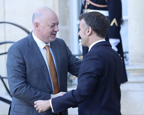 Премиерът Росен Желязков пристигна в Париж за участие в срещата