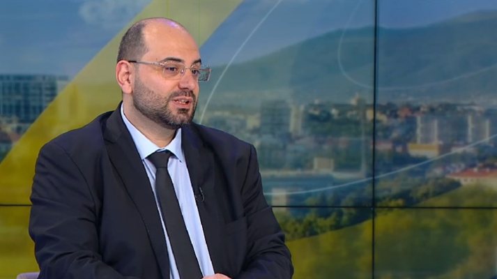 Почти 60 от банкнотите и монетите в лев са изтеглени