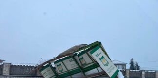 Автобус помля спирка в пловдивско село