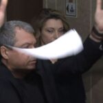 Тошко Йорданов скъса декларация, подписана от ПП/ДБ: Думата им не струва нищо. Измамници /видео/