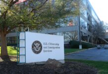 Агенти на миграционните служби откриха стрелба и раниха двама души в Портланд