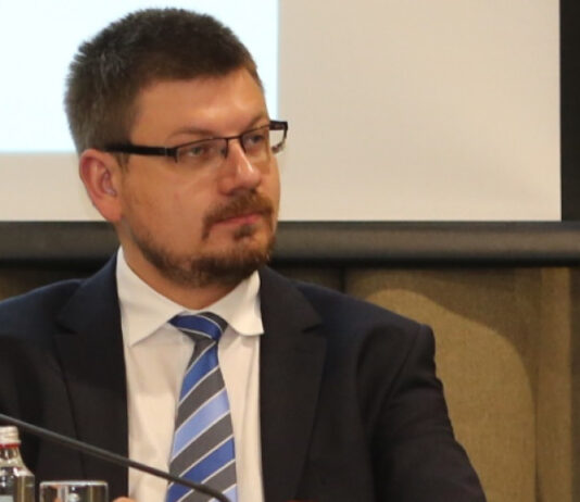 ВКС: Граждани, дайте информация кой е наследникът на Нотариуса