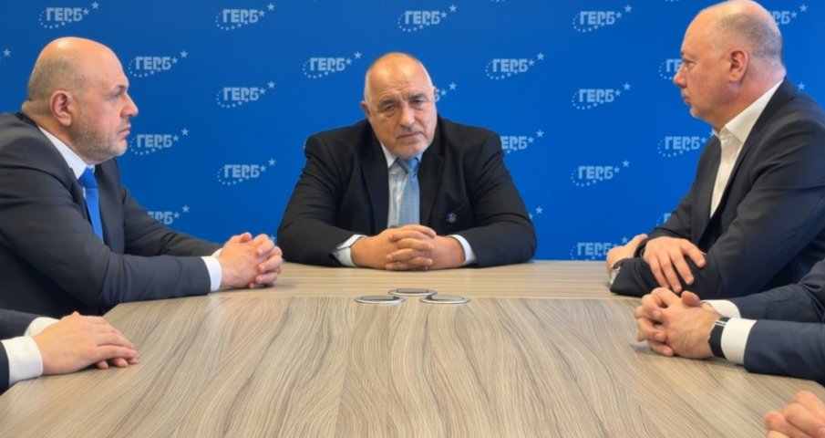 Лидерът на ГЕРБ Бойко Борисов събра на среща Росен Желязков