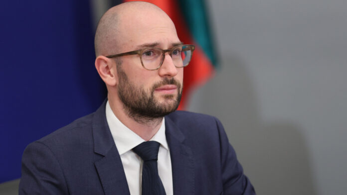 e1d753c1-f815-44a0-a097-26b4f8663ae0