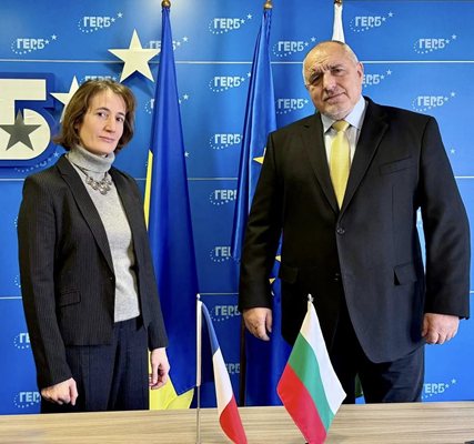 България има нужда от предвидимо управление и ясна външнополитическа посока