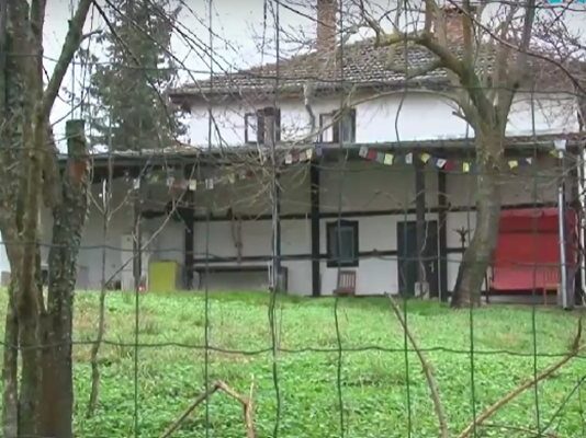 Претърсват къщата на Ивайло Калушев в село Българи