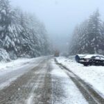 Пътищата към Витоша са затворени заради обилния снеговалеж
