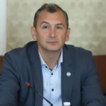 Служебният здравен министър-сексуален терминатор: Подарявайте на жените си вибратори, за добър секс е нужен съспенс