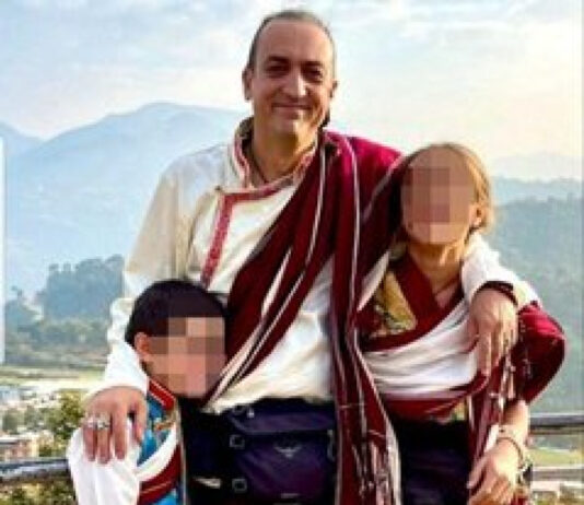 От показанията на свидетели по „Петрохангейт“: „Ламата“ Калушев превръщал 10-годишни деца в сексуални жертви. Безуханова водила дъщеря си при „гуруто“ в Мексико