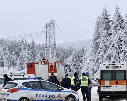 Записи от част от камерите в хижа „Петрохан“ не са засегнати от пожара, виждат се шестима души – тримата убити и тримата издирвани