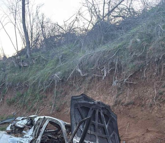 Трима, сред тях дете, загинаха при катастрофа в Луковитско