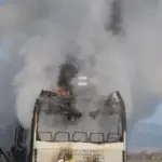 Горящ автобус блокира движението между Стара Загора и Казанлък