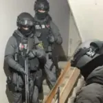 Задържаха банда за отвличане, трафик и склоняване към проституция