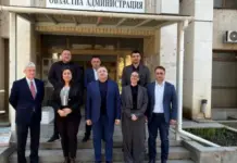 Борисов, Дончев и Делян Добрев повеждат ГЕРБ в София, Нанков водач на листата в Ловеч