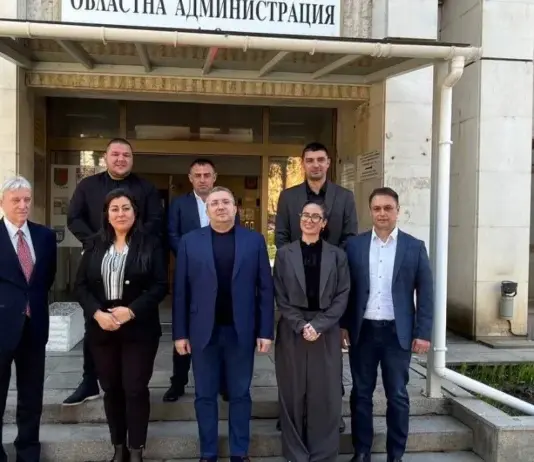 Борисов, Дончев и Делян Добрев повеждат ГЕРБ в София, Нанков водач на листата в Ловеч