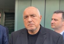 Борисов за сужебния кабинет :Бащата“ знаем кой е, Румен Радев, а „майката“ коя е?