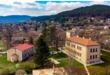 Случаят „Петрохан“: 17 преподаватели от училището „Космос“ нямат професионална квалификация