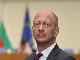 Починал е депутатът от „Възраждане“ Славчо Крумов