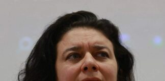 Аферата “Петрохан”: Дечев продължава замитането на следите