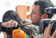 Освободиха без обвинения родителите на детето, провиснало от 8-ия етаж в Ямбол