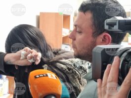 Освободиха без обвинения родителите на детето, провиснало от 8-ия етаж в Ямбол