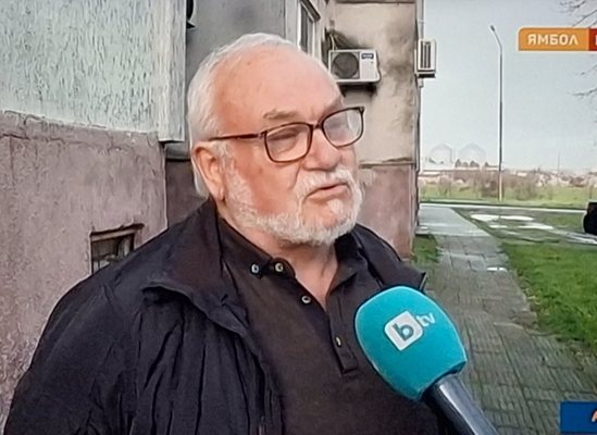 В дома на семейството чието дете се провисна от 8 ия