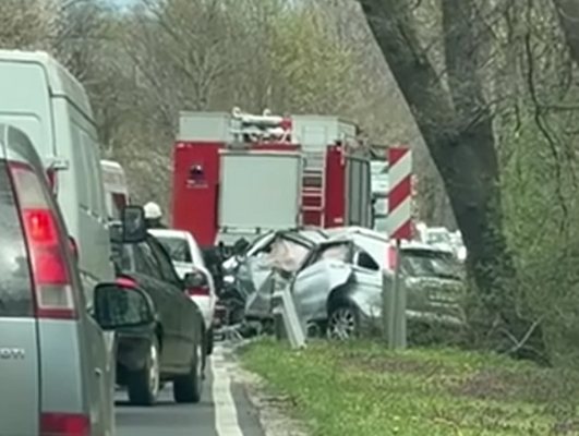 Тежка катастрофа отне човешки живот на Подбалканския път в участъка