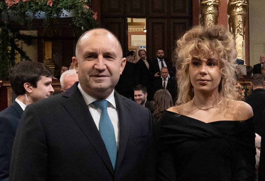 Дъщерята на бившия президент и лидер на Прогресивна България Румен