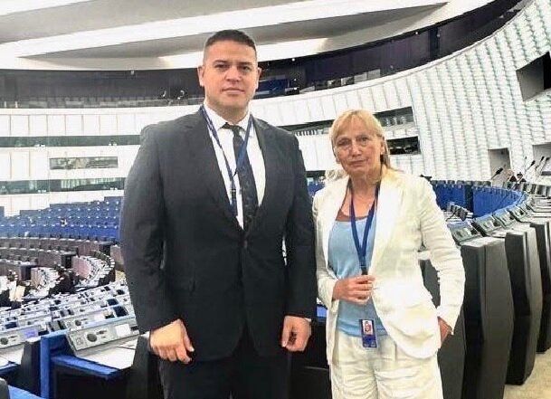 Евродепутатите Елена Йончева и Танер Кабилов избрани с листата на
