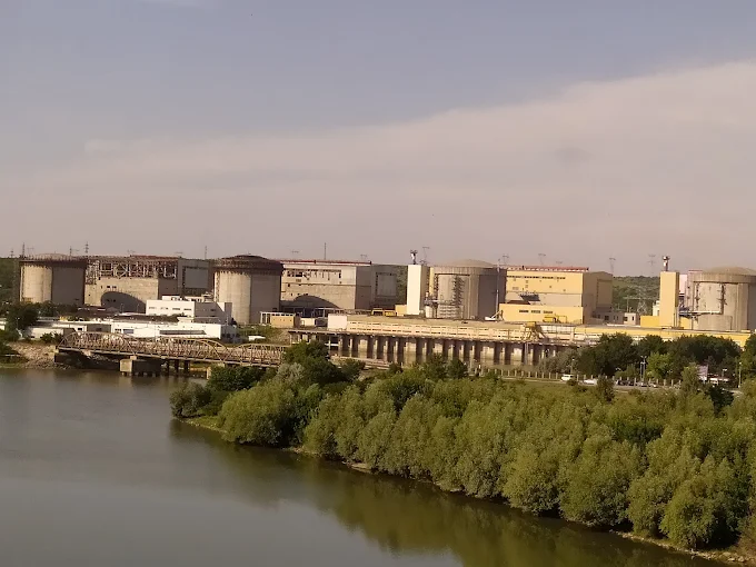 Румъния временно ще спре единия от двата си ядрени реактора